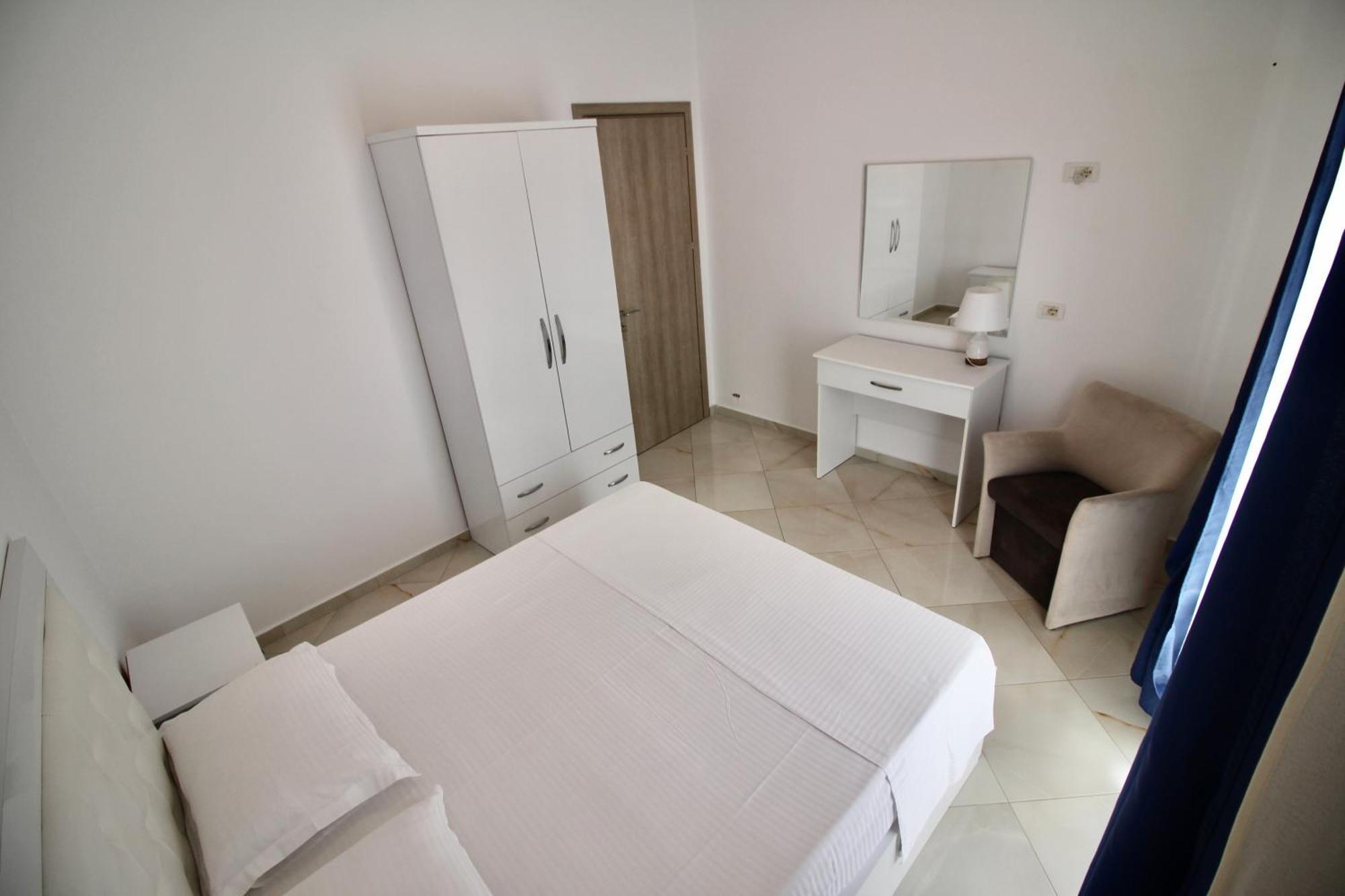 Saranda Apartaments Meta Exterior foto